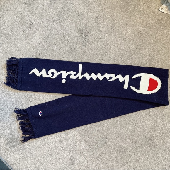 Brand New Champion 🇯🇵 UNISEX scarf - Picture 6 of 7